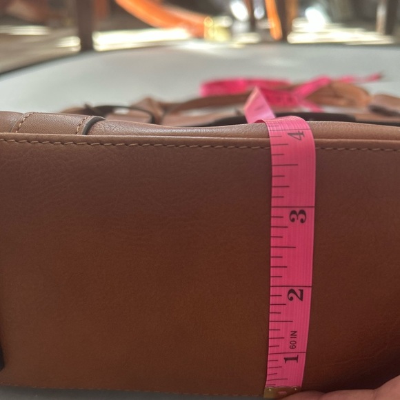 RADLEY LONDON Devonport Mews Genuine Leather Shoulder Bag in tan color - Picture 10 of 10